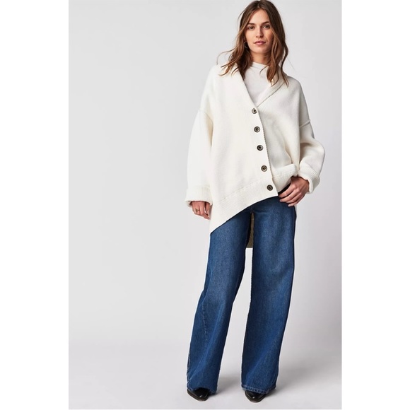 NEW FREE PEOPLE Chamomile Cardi Cream Oversized Small - Picture 1 of 8